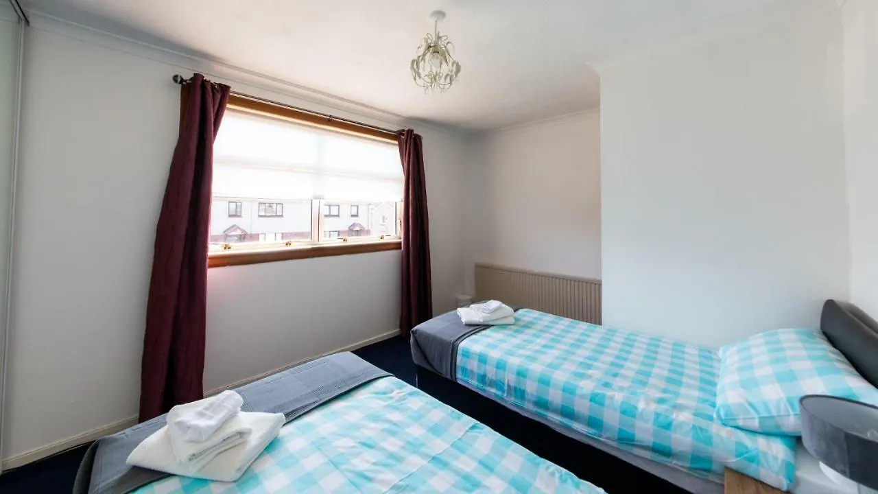 3 Bed House W/Drive & Garden V/Fast Wifi Near Bioquarter Villa Edinburgh United Kingdom